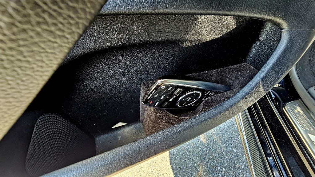 2015 Mercedes-Benz S-Class Image 41