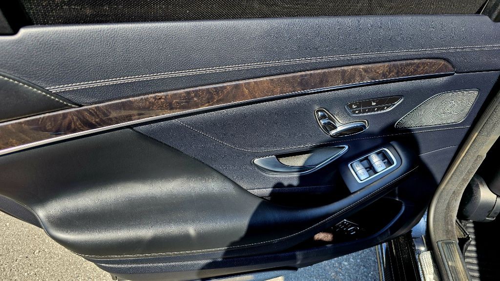 2015 Mercedes-Benz S-Class Image 43