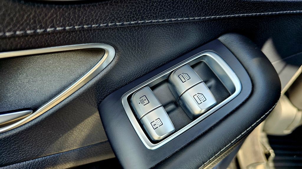 2015 Mercedes-Benz S-Class Image 48