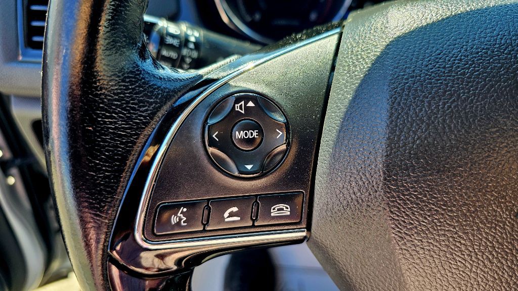 2021 Mitsubishi Outlander Image 18