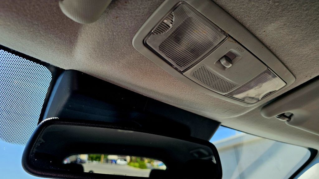2021 Mitsubishi Outlander Image 27