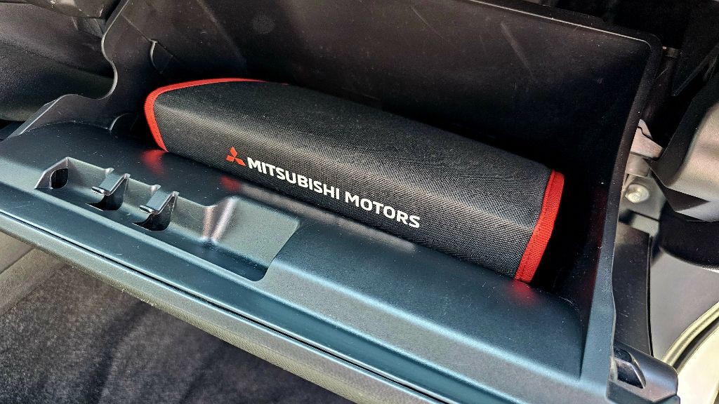 2021 Mitsubishi Outlander Image 37