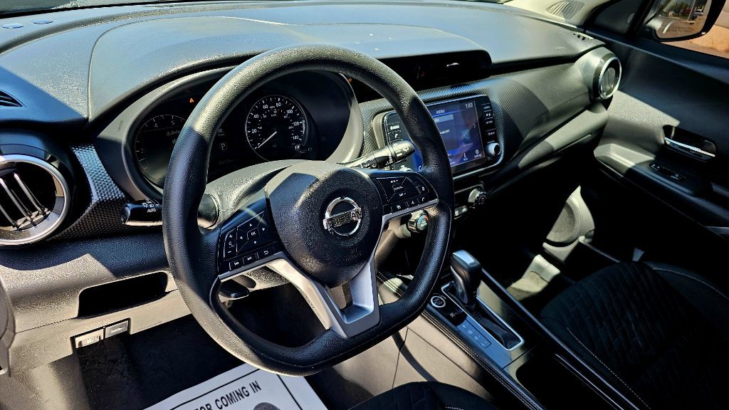 2021 Nissan Kicks Image 18