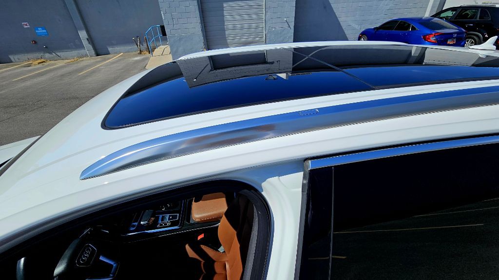 2022 Audi Q7 Image 9