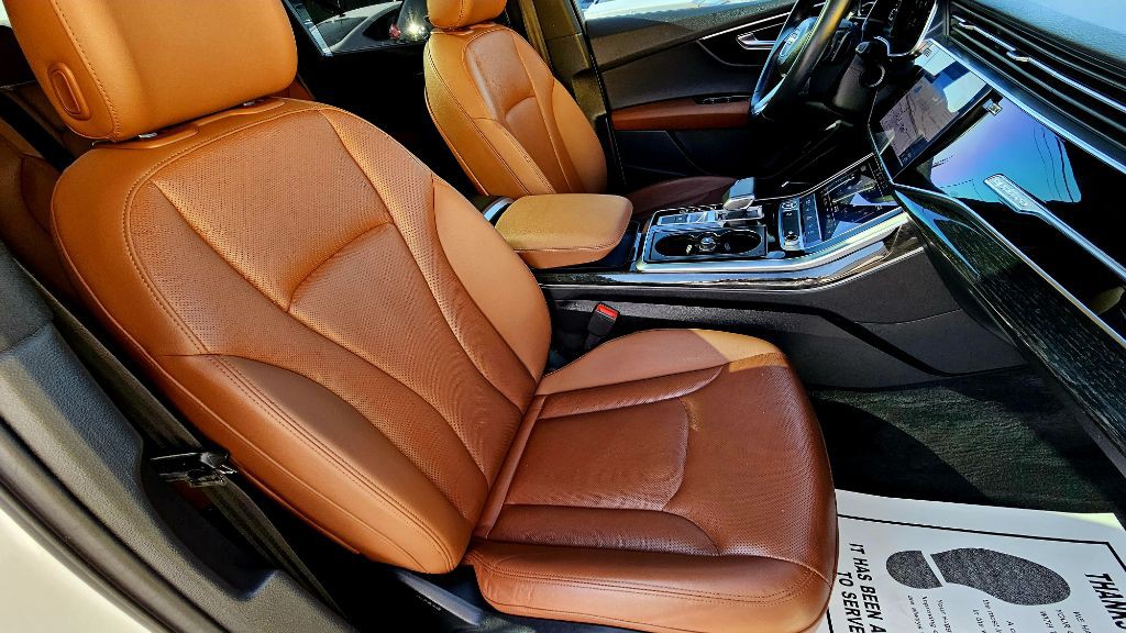 2022 Audi Q7 Image 37