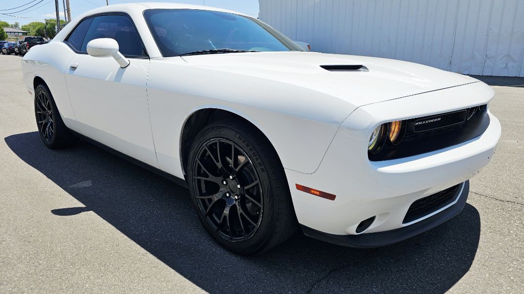 2018 Dodge Challenger Image 3