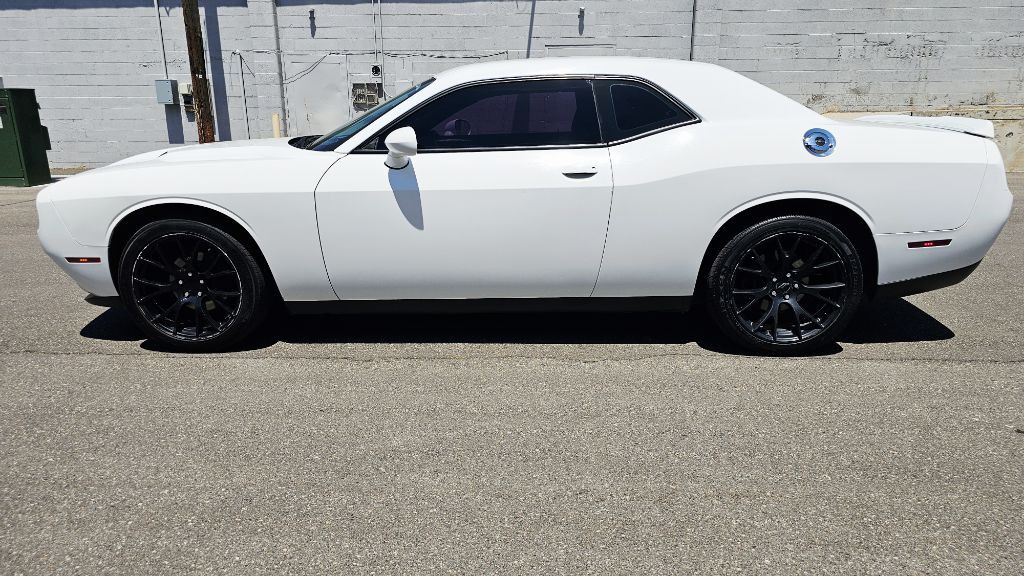2018 Dodge Challenger Image 8