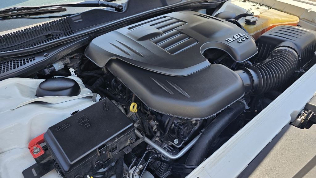 2018 Dodge Challenger Image 10