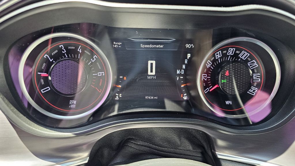 2018 Dodge Challenger Image 16