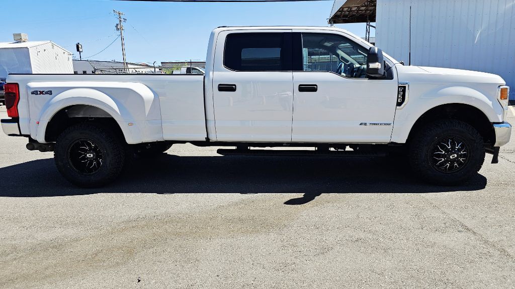2022 Ford F-350 Image 4
