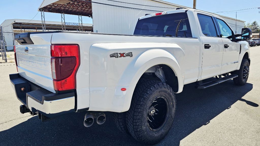 2022 Ford F-350 Image 5