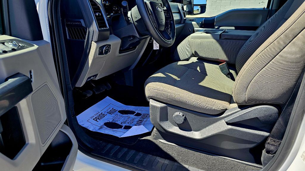 2022 Ford F-350 Image 12