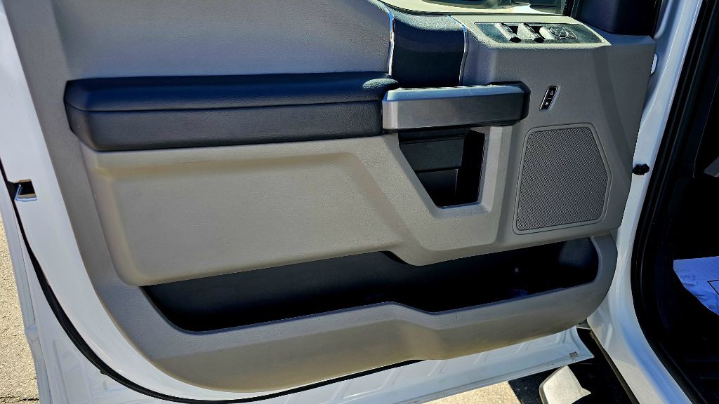 2022 Ford F-350 Image 28