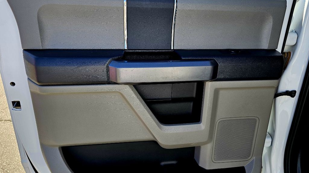 2022 Ford F-350 Image 30
