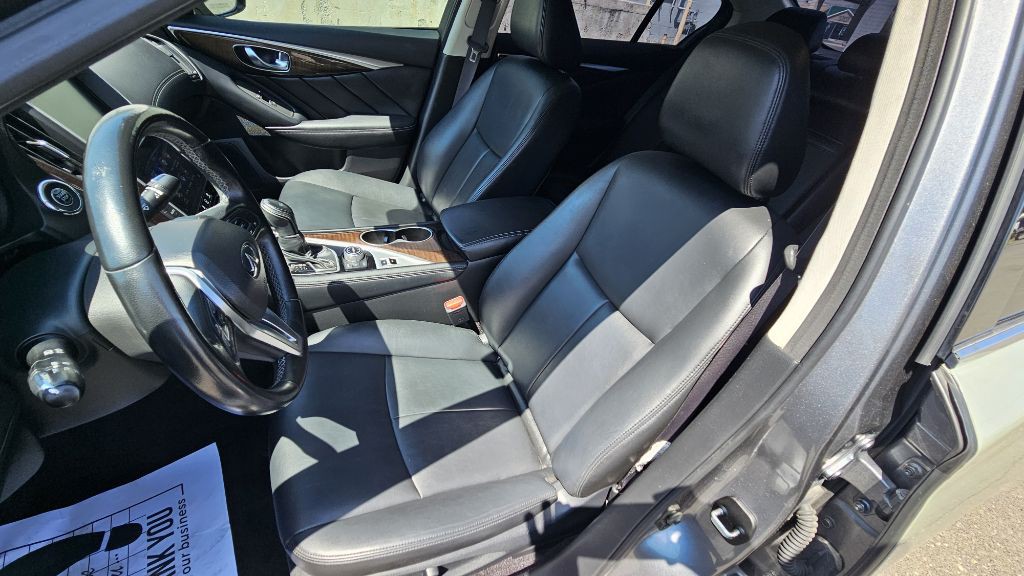 2018 INFINITI Q50 Image 15