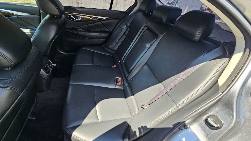 2018 INFINITI Q50 Image 35