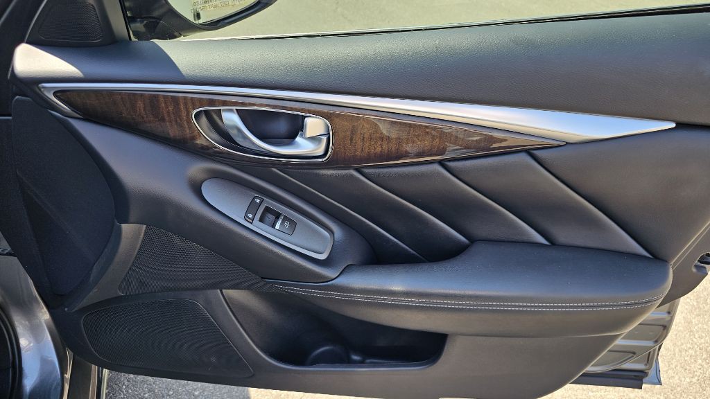 2018 INFINITI Q50 Image 42