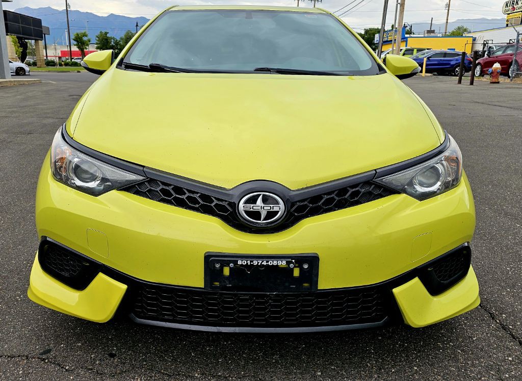 2016 Toyota Corolla Image 2