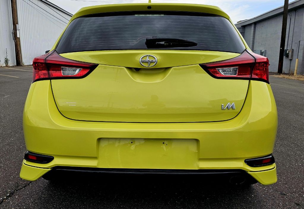 2016 Toyota Corolla Image 6