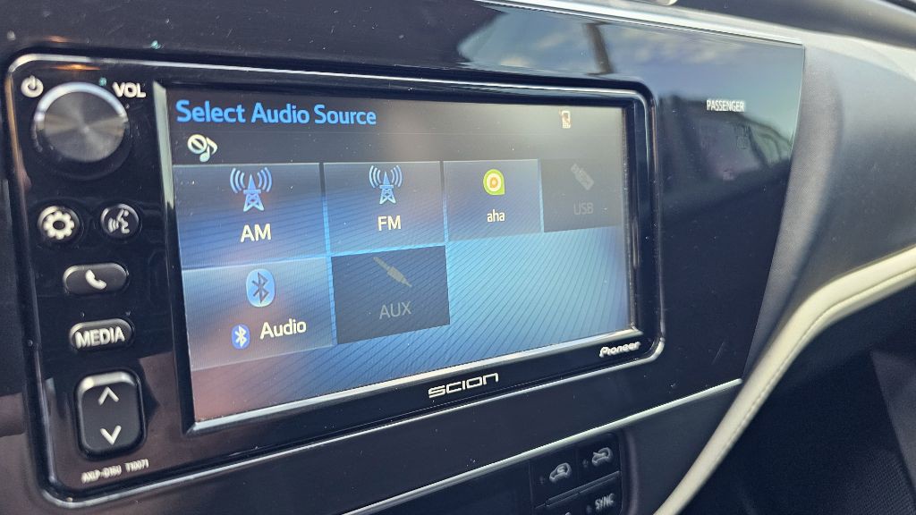 2016 Toyota Corolla Image 20