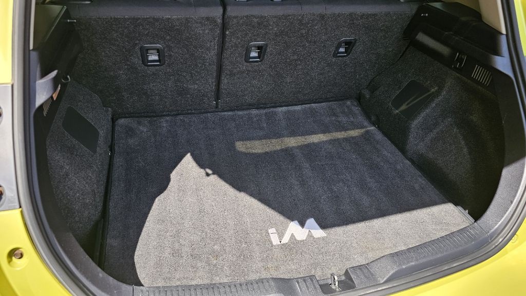 2016 Toyota Corolla Image 30