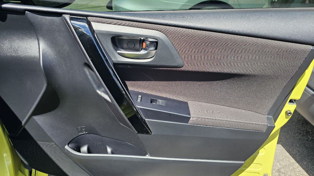 2016 Toyota Corolla Image 36