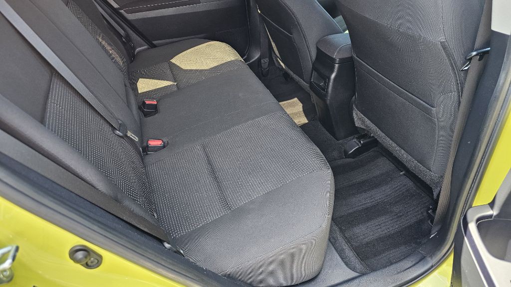 2016 Toyota Corolla Image 37