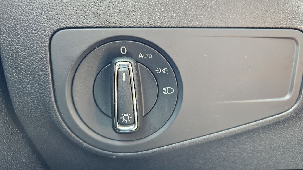 2020 Volkswagen Tiguan Image 28