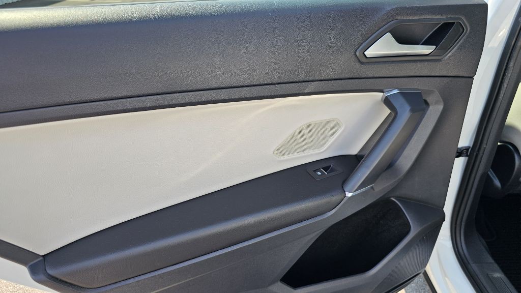 2020 Volkswagen Tiguan Image 34