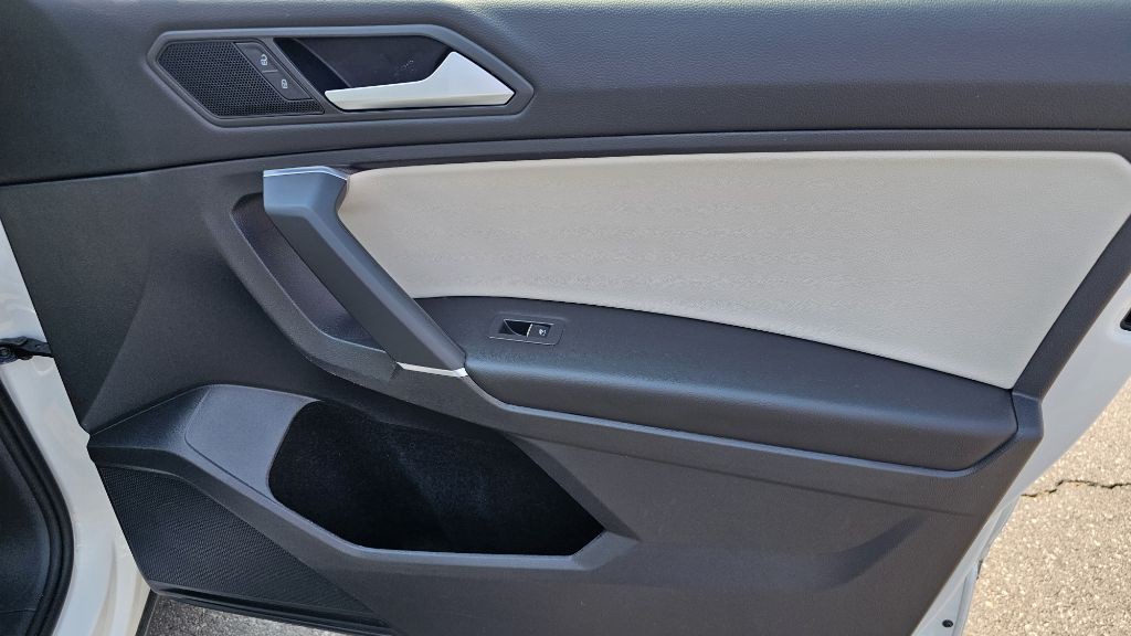 2020 Volkswagen Tiguan Image 45