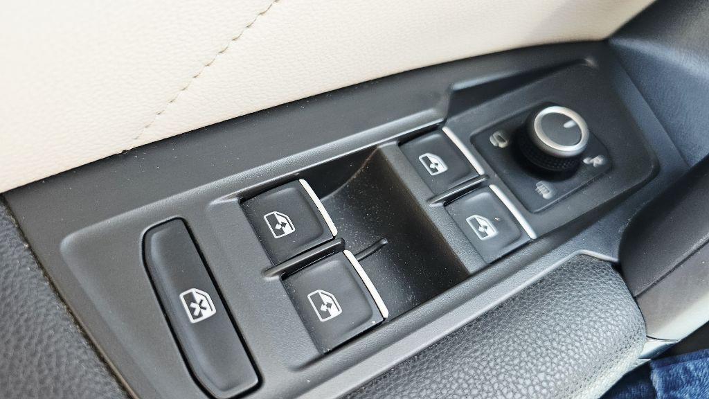 2019 Volkswagen Tiguan Image 34
