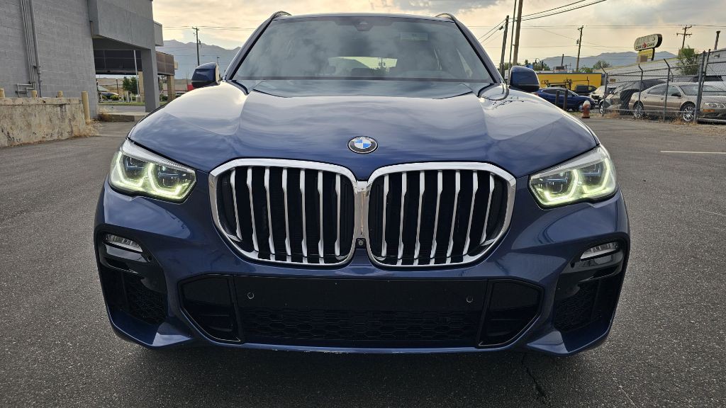 2019 BMW X5 Image 2