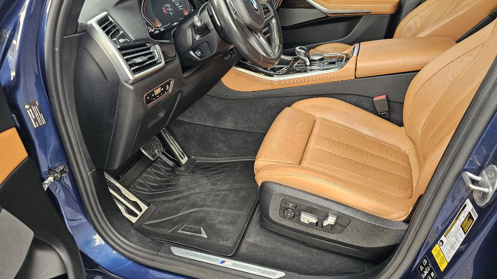 2019 BMW X5 Image 17