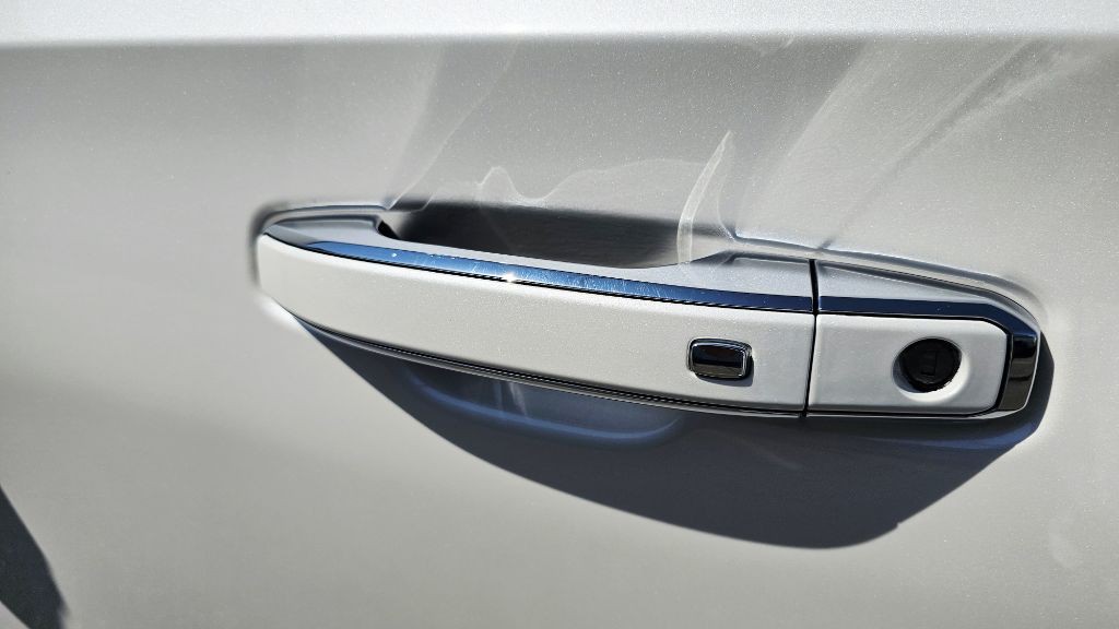 2023 GMC Yukon Image 10