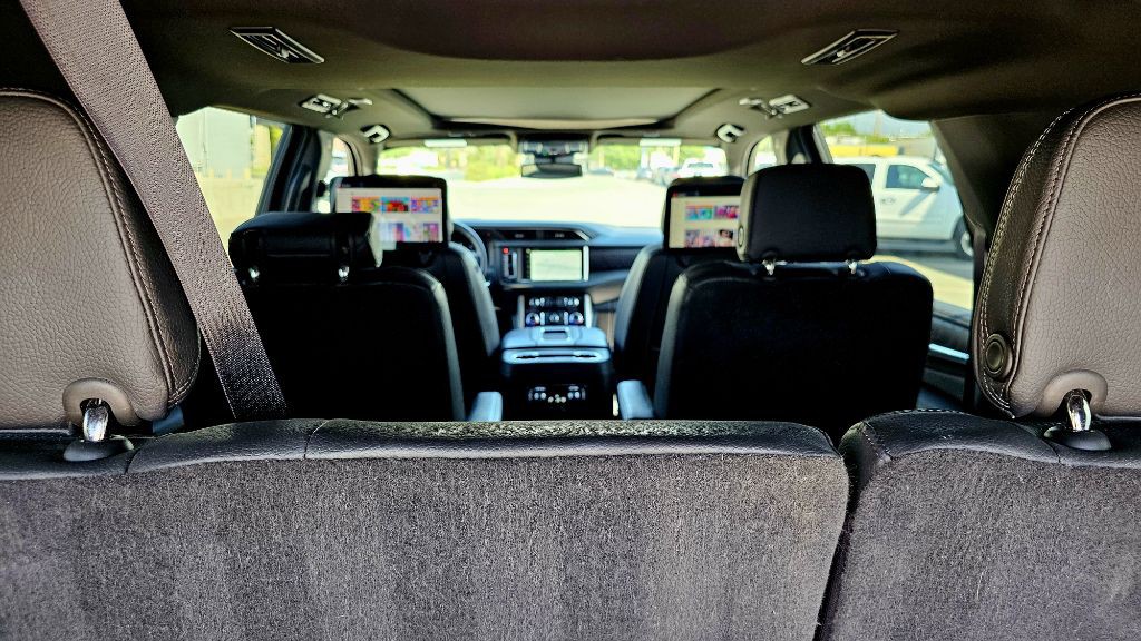 2023 GMC Yukon Image 42