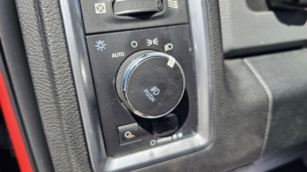 2018 RAM 1500 Image 15