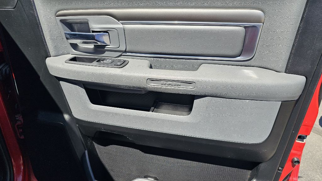 2018 RAM 1500 Image 38