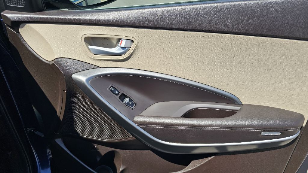 2018 Hyundai Santa Fe Image 39