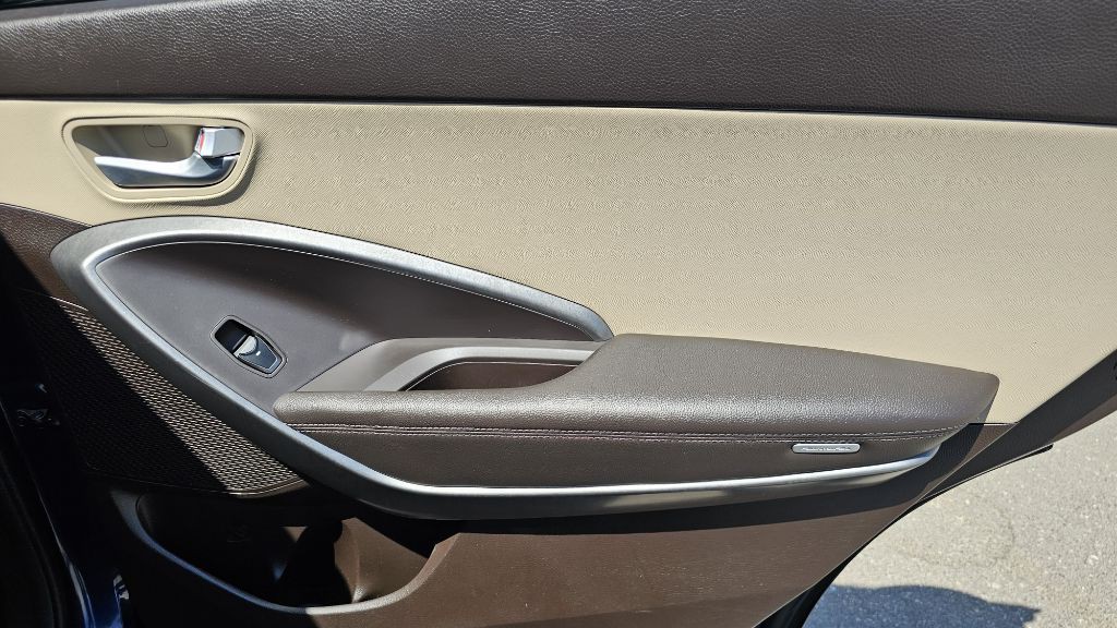 2018 Hyundai Santa Fe Image 45