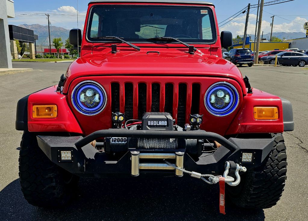 2005 Jeep Wrangler Image 2