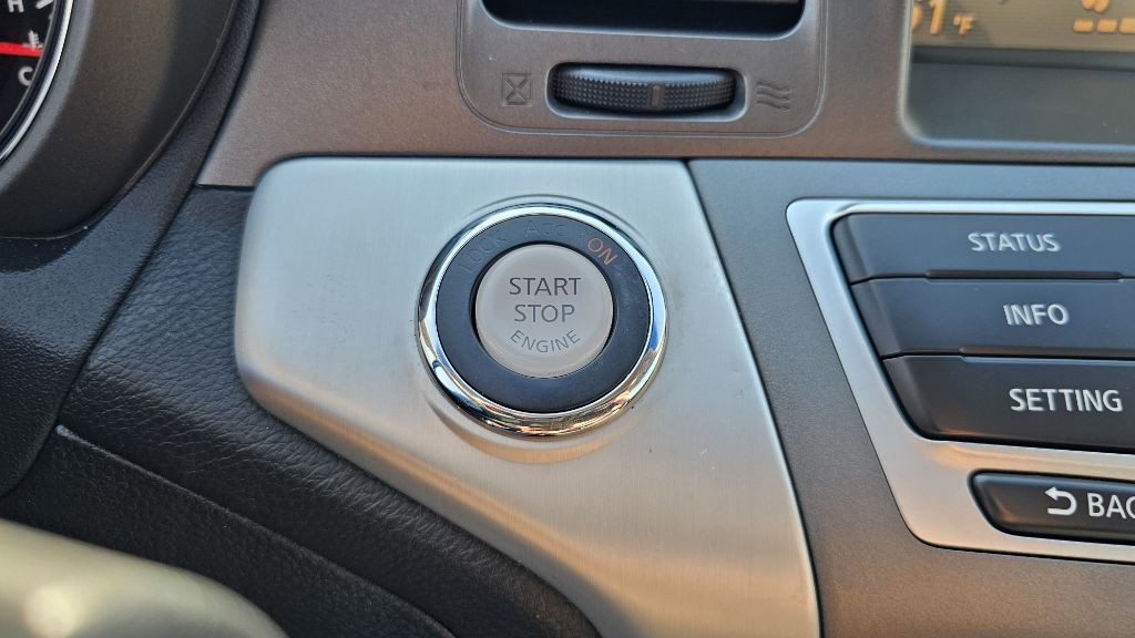 2014 Nissan Murano Image 36