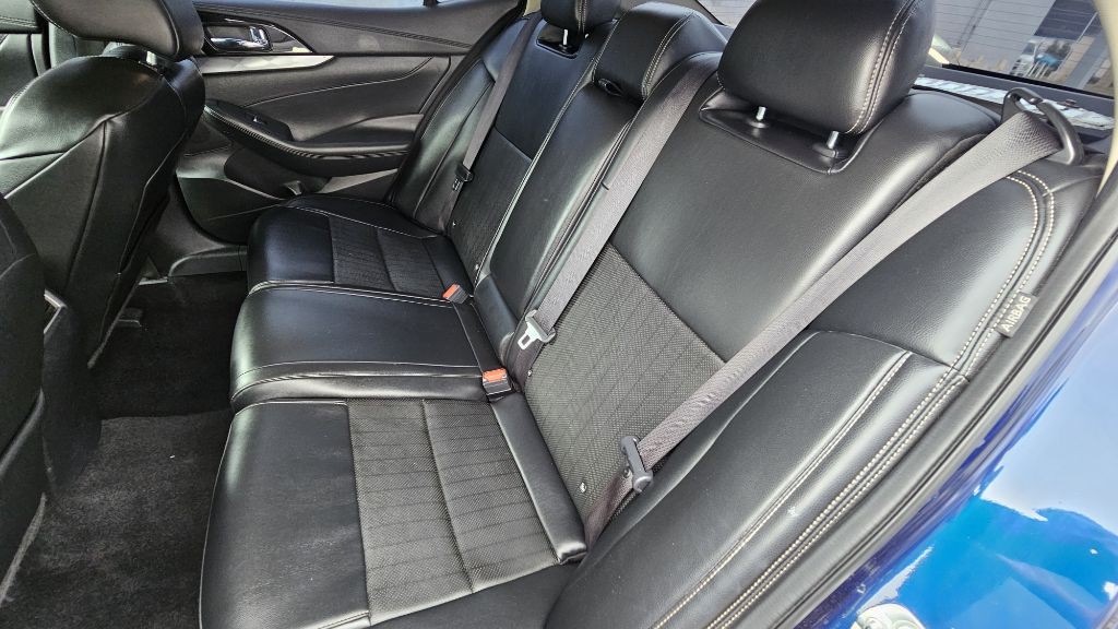 2020 Nissan Maxima Image 30