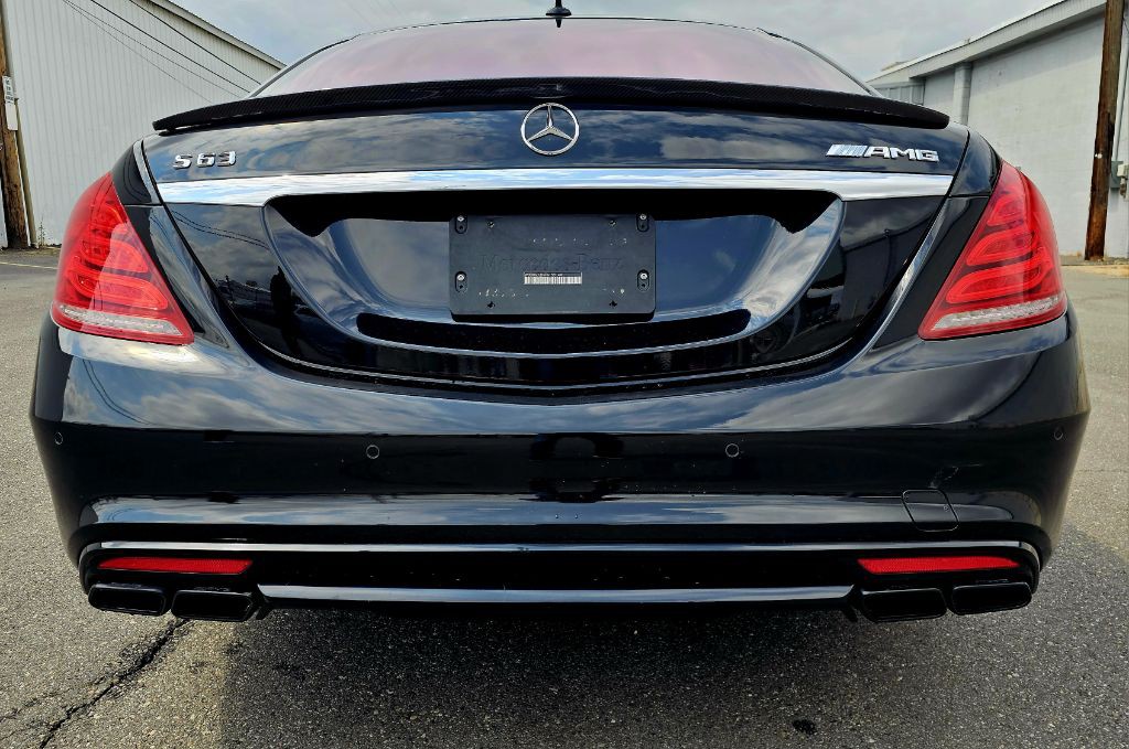 2015 Mercedes-Benz S-Class Image 6