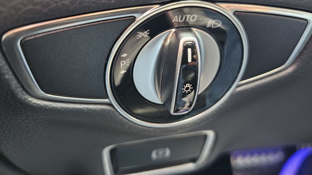 2015 Mercedes-Benz S-Class Image 24