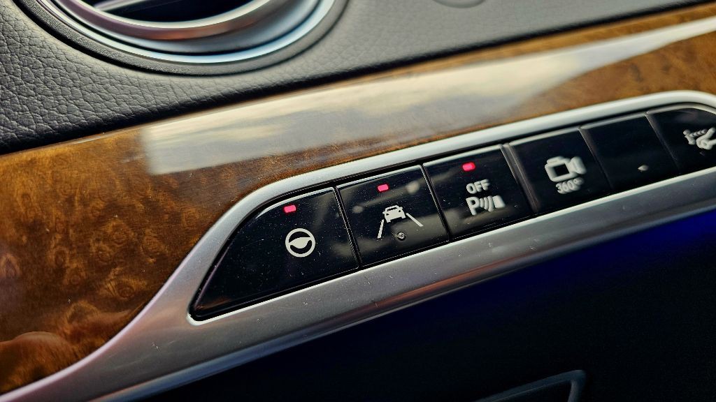 2015 Mercedes-Benz S-Class Image 27