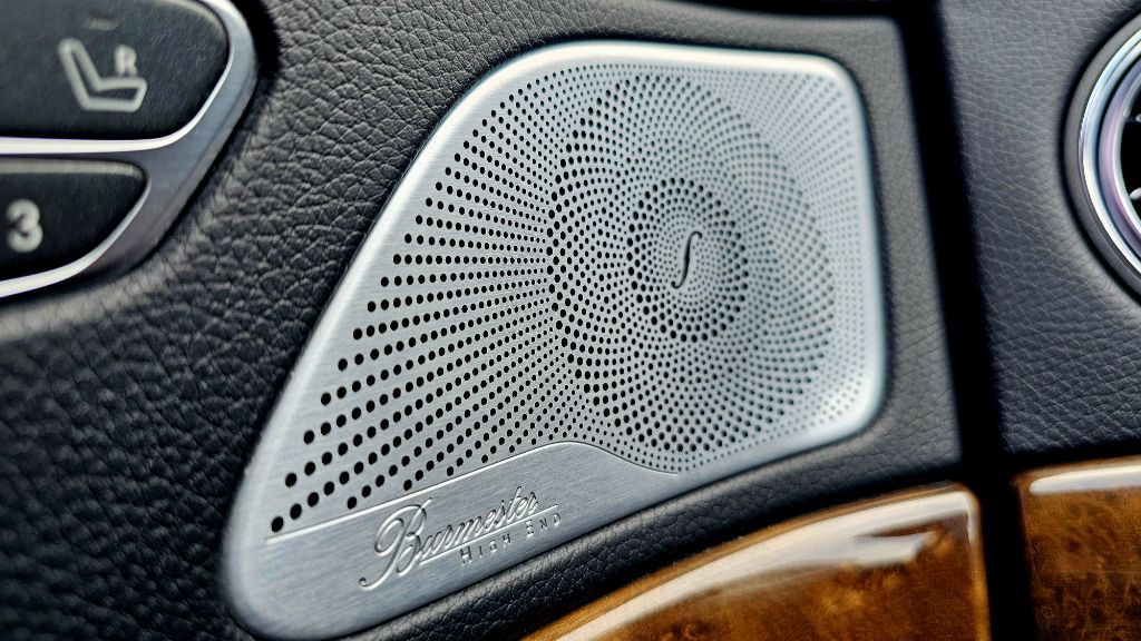 2015 Mercedes-Benz S-Class Image 30