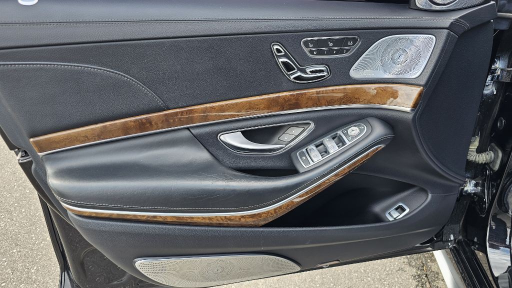 2015 Mercedes-Benz S-Class Image 34