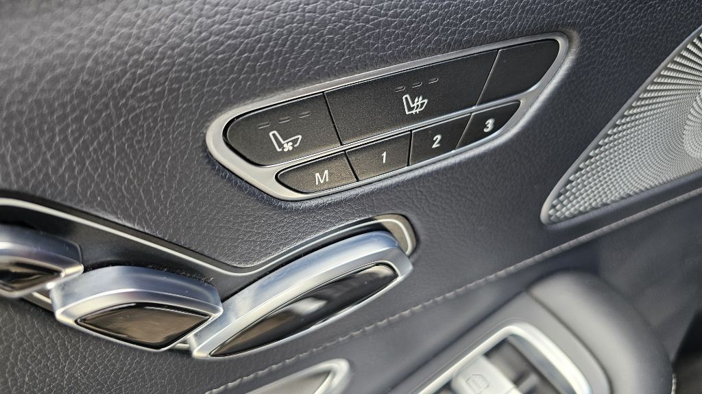 2015 Mercedes-Benz S-Class Image 38