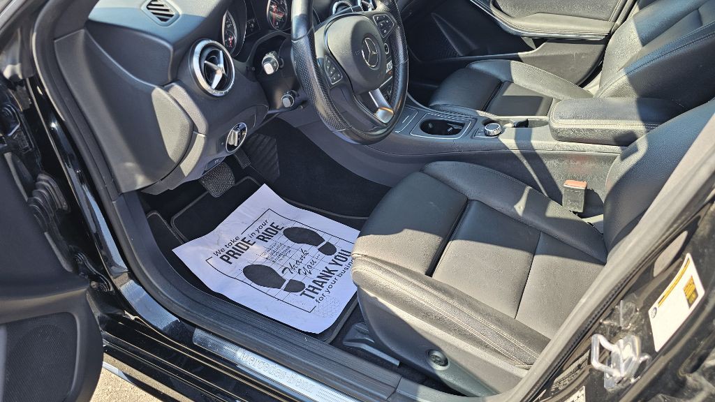 2019 Mercedes-Benz CLA-Class Image 11