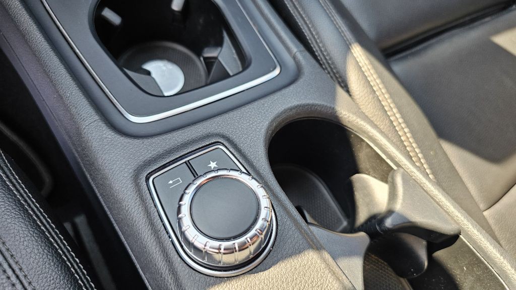 2019 Mercedes-Benz CLA-Class Image 21